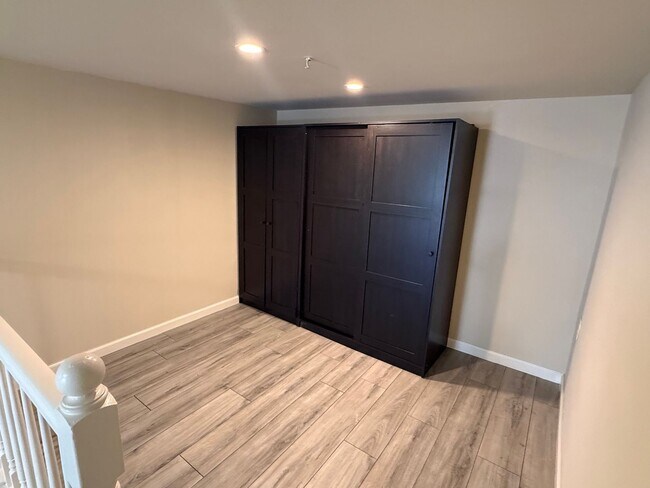 Foto del edificio - 133 Williamson Ct