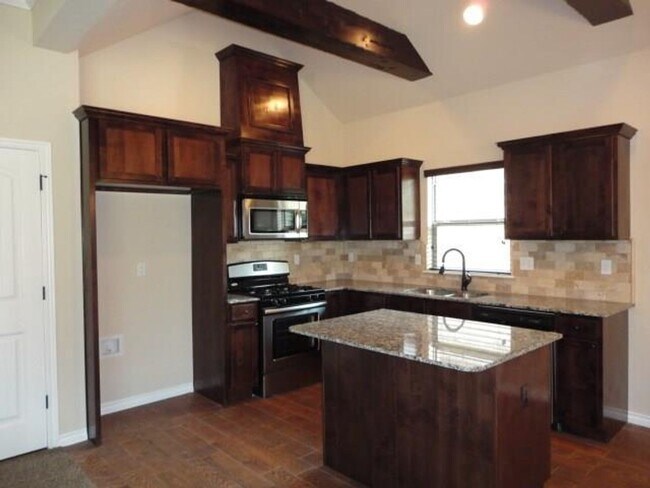 Building Photo - 309 Timber Ln