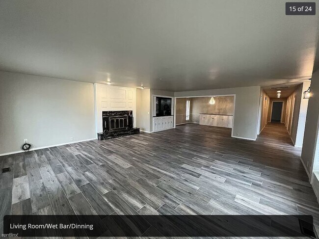 Foto del edificio - 3 br, 2.5 bath Duplex - 1508 Glenbrook Drive