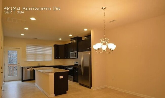 Foto del edificio - 6024 Kentworth Dr