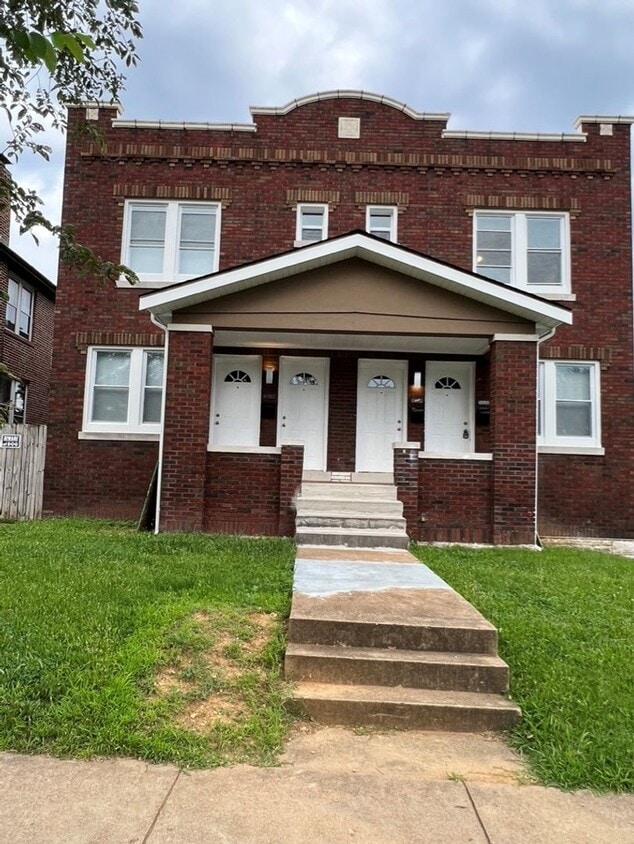 Primary Photo - 3926 Gustine Ave