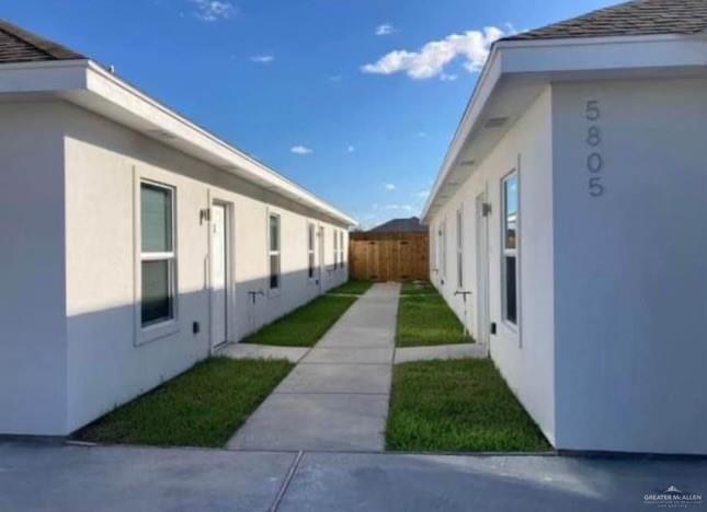 Foto del edificio - 13 Sandpiper Ave