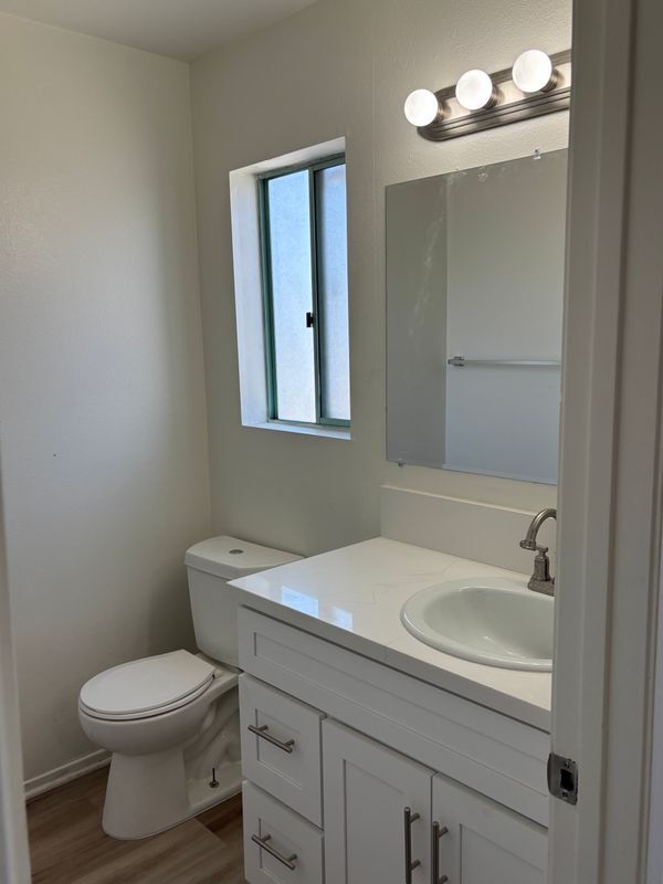 Building Photo - 6431 Los Robles Ave
