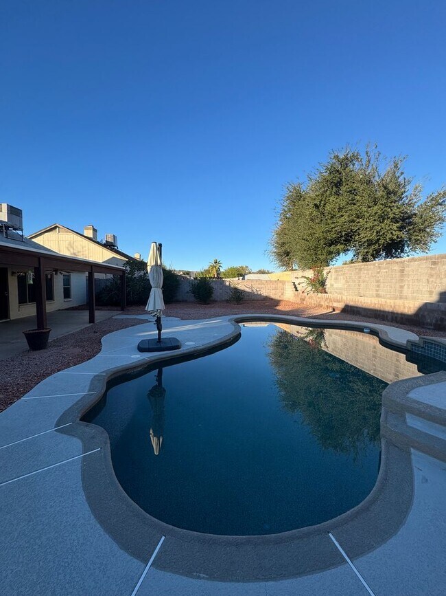 Foto del edificio - 23849 N 41st Ave