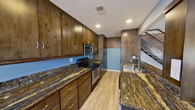 Foto del edificio - 16423 La Bonita Ln