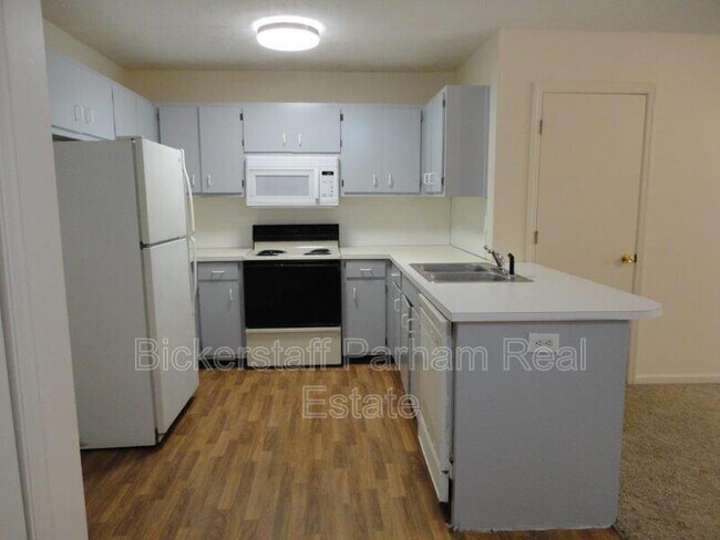 Building Photo - 5241 Crystal Ct