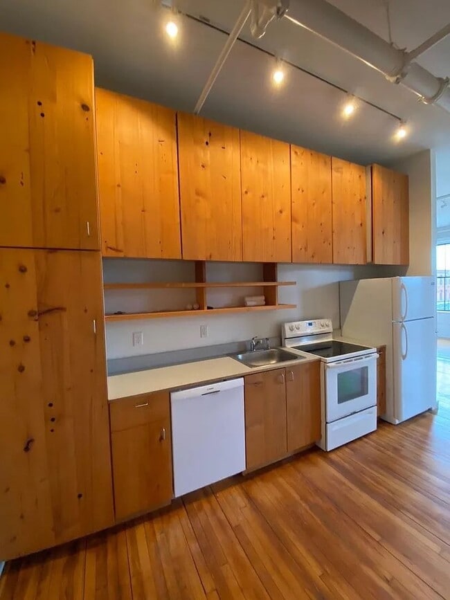 Photo - 265 Main St Apartment