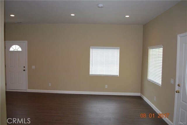 Building Photo - 1034 N McKeever Ave