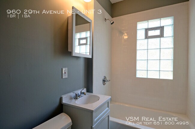 Foto del edificio - 960 29th Ave NE