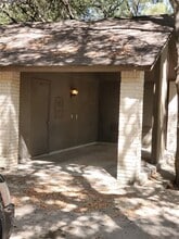 Building Photo - 1006 Milford Way