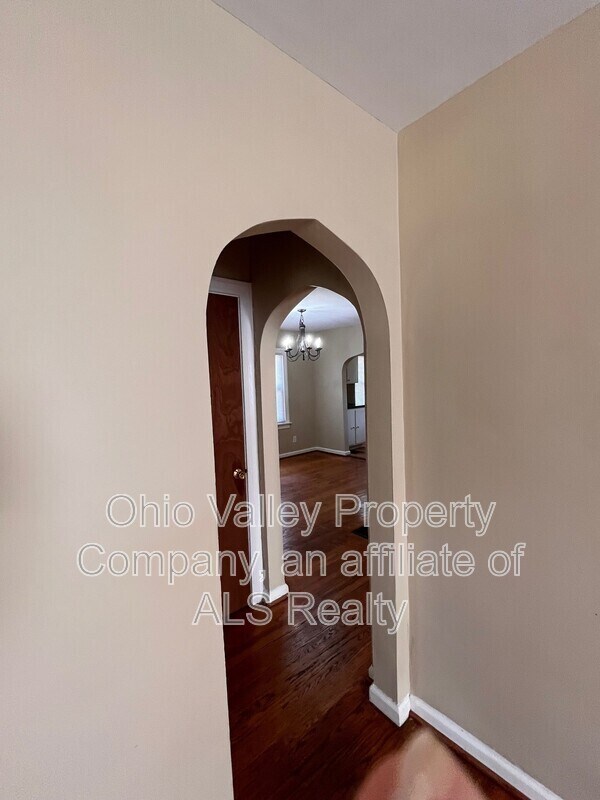 Photo - 3812 Napanee Rd House