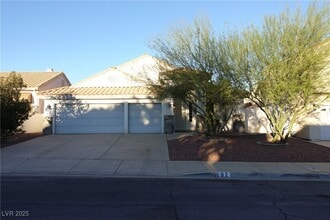 Building Photo - 682 Scenic Tierra Ln