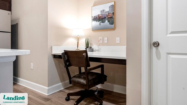 Building Photo - 195 N Creek Dr