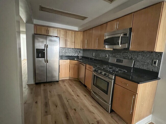 Foto del edificio - 218 Jefferson St