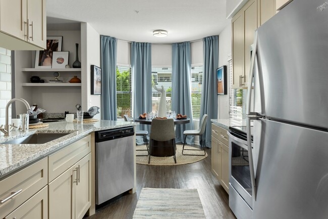 Building Photo - z-121625-Cortland Red Mountain