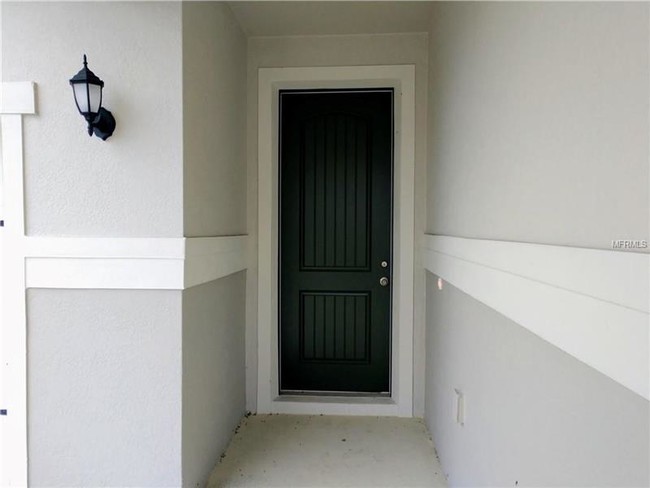 Building Photo - 3581 Dovetail Ave