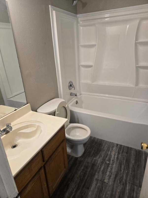 Foto del edificio - 2406 S Laredo St