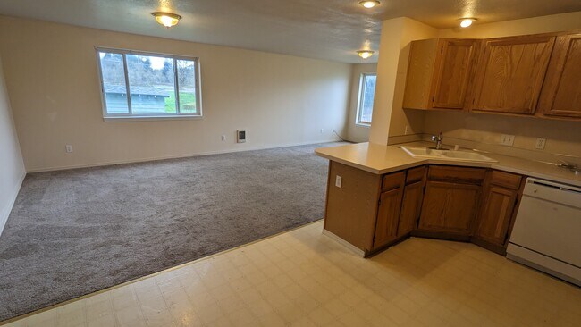 Foto del edificio - 17101 NE Fourth Plain Blvd