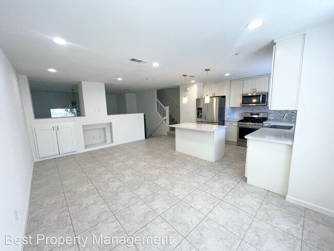 Foto del edificio - 3 br, 2.5 bath House - 4748 Central Parkwa...