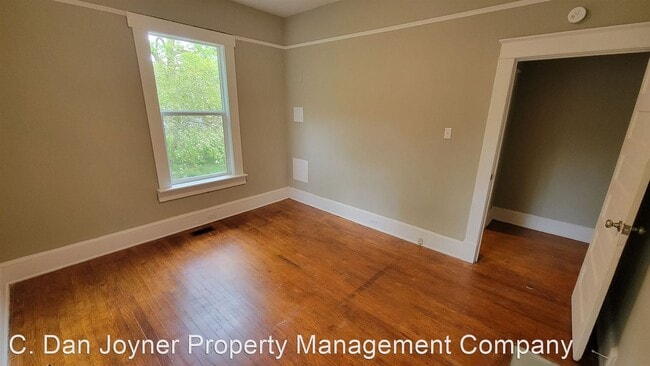 Building Photo - 2 br, 1 bath House - 126 Marion St