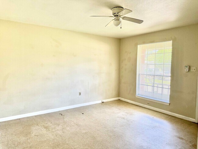 Foto del edificio - 11766 Willow Oak Ave