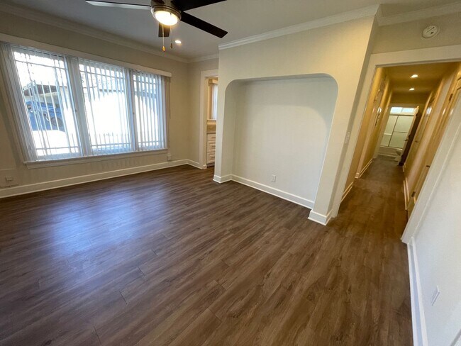 Foto del edificio - 512-514 N. Pacific Ave.