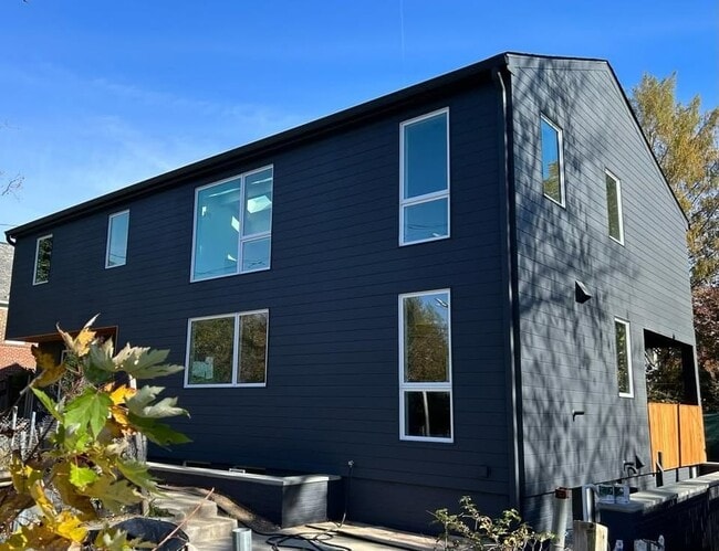 Building Photo - 5517 41st St NW