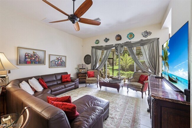 Foto del edificio - 15482 Los Reyes Ln