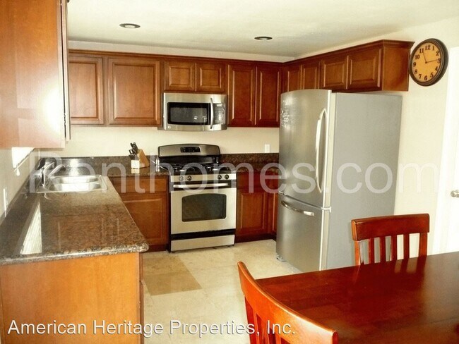Building Photo - 2 br, 2 bath House - 13367 Carriage Road