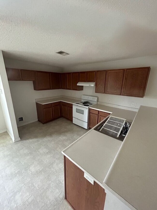 Foto del edificio - 59 Cordage Cir