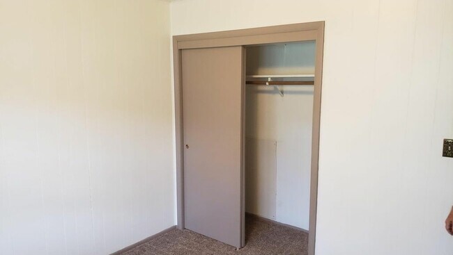 Building Photo - 4720 Zebra Ln