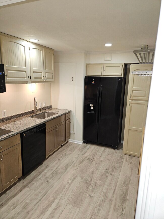 Foto del edificio - 630 N Armistead St