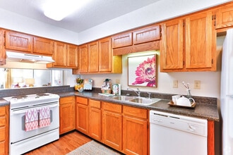 Interior Photo - Strawberry Hill