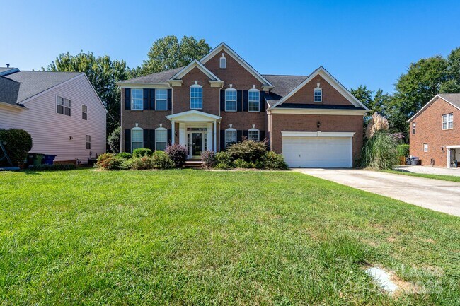 Foto del edificio - 604 Queenswater Ln