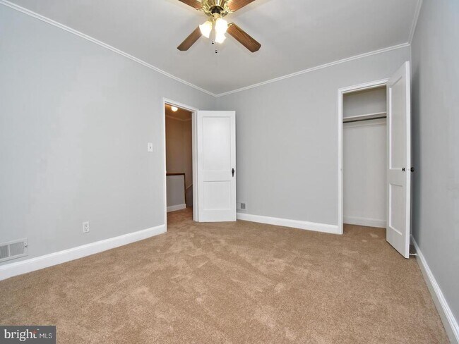 Foto del edificio - 818 Bradhurst Rd