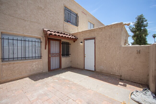 Building Photo - 5414 w lynwood street, phoenix az