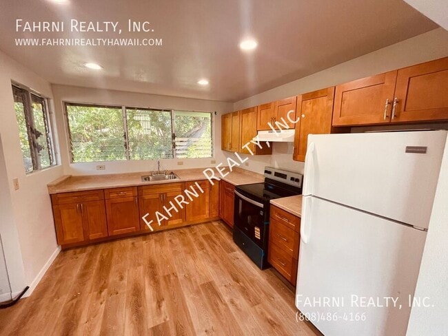 Building Photo - 98-277 Kam. Hwy. D1-