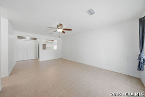 Building Photo - 5930 Oak Run St