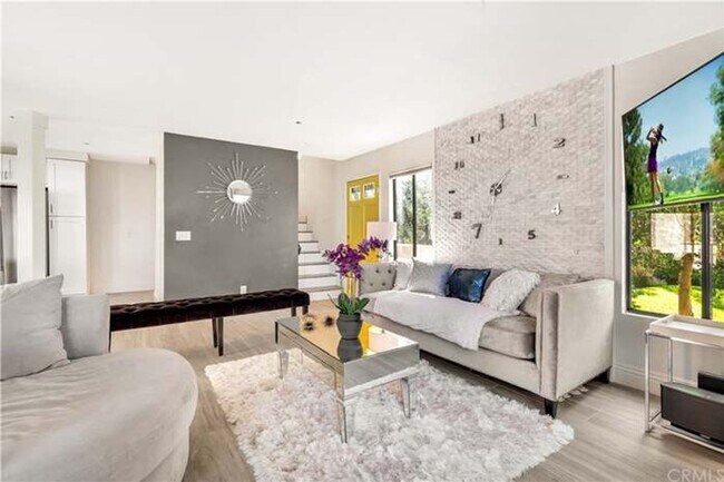 Foto del edificio - Exclusive Corona Del Mar Condo