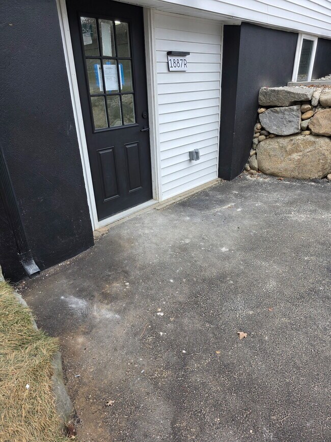 Foto del edificio - 1887 Washington Street Ext