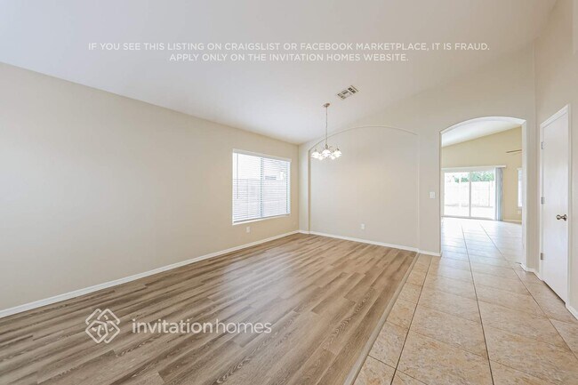 Foto del edificio - 13391 W Ironwood St