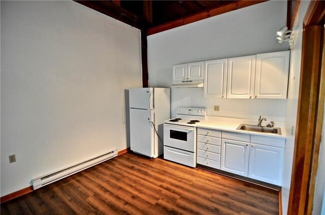 Building Photo - 11522 US-19