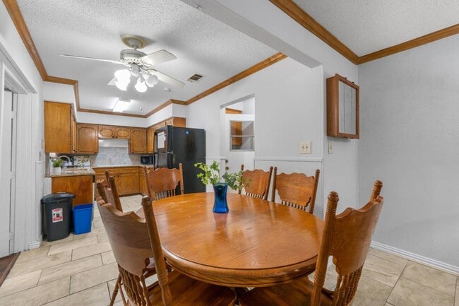 Foto del edificio - 4226 Justice Ln