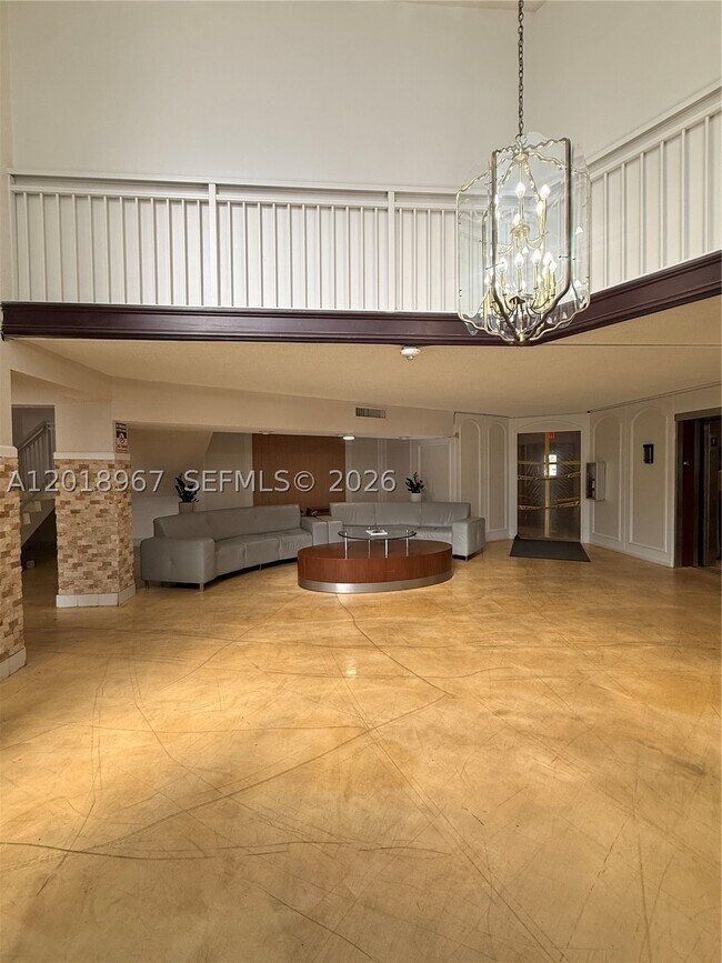 Foto del edificio - 2025 NE 164th St