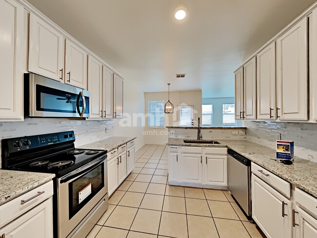 Foto del edificio - 4417 Chris Dr