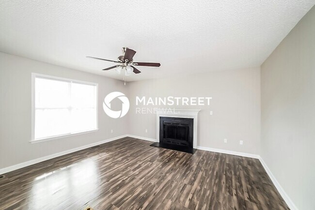 Building Photo - 3 Bedroom Pet-Friendly Home in CLEMMONS, N...