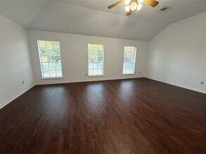 Building Photo - 2226 Mill Creek Dr