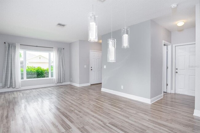 Foto del edificio - 128 Williamson Dr