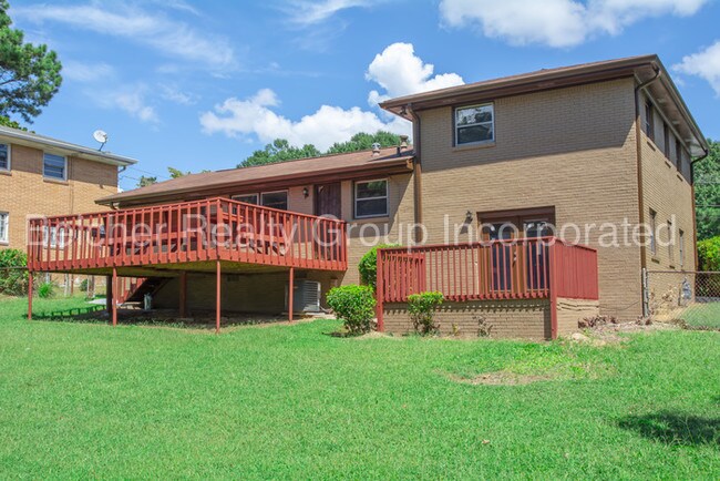 Foto del edificio - 4030 Wisteria Ln SW