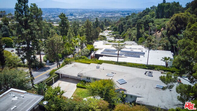 Foto del edificio - 1201 Loma Vista Dr